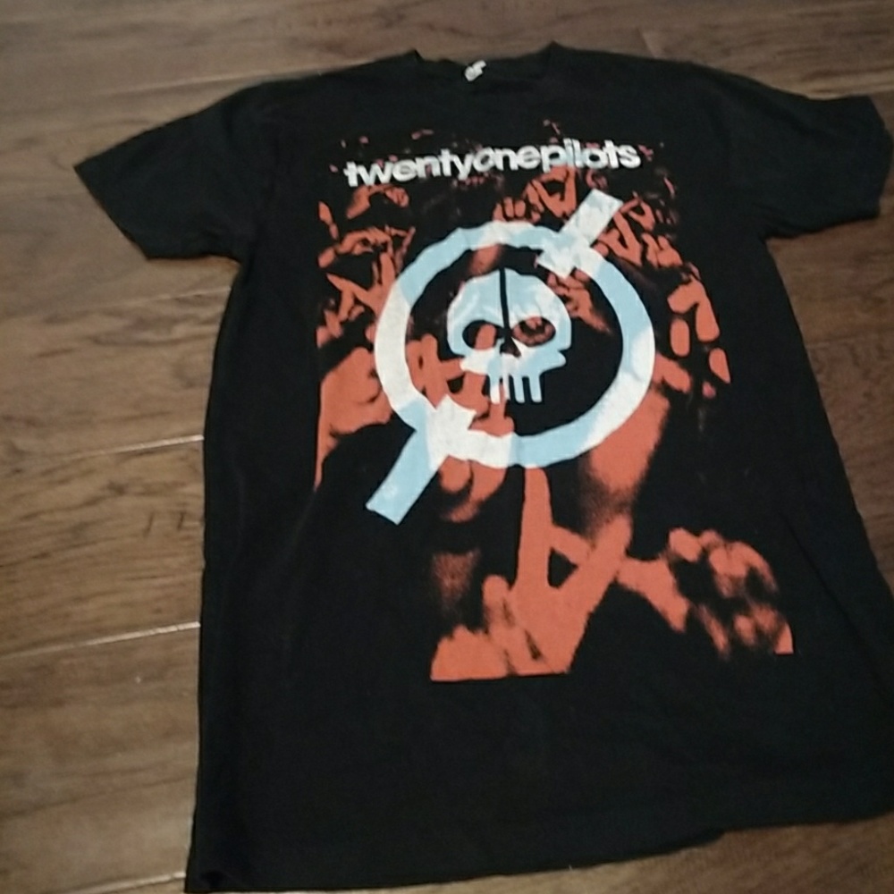 Twenty one pilots t shirt hot topic